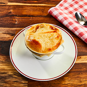 Zwiebelsuppe mit Käse Produktbild